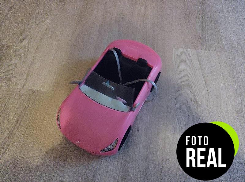 barbie-coche-descapotable-rosa-mattel-hbt92-foto-1