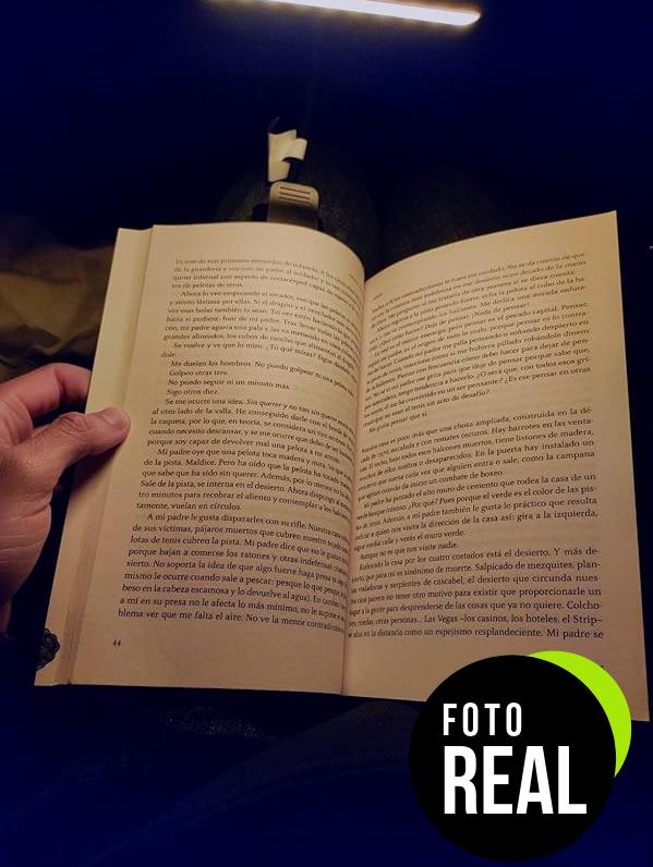gritin-luz-lectura-flexible-360-foto-3