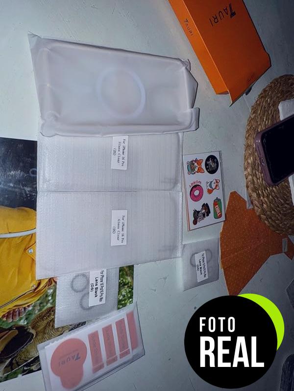 tauri-funda-iphone-16-pro-3-en-1-transparente-foto-3